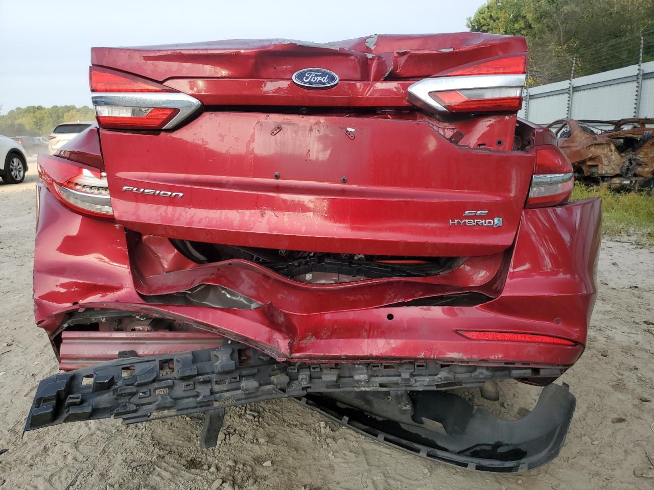 2019 Ford Fusion Se VIN: 3FA6P0LU5KR206217 Lot: 82058915