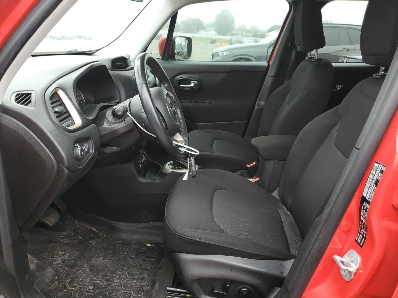 2015 Jeep Renegade Latitude VIN: ZACCJBBT0FPB40419 Lot: 81557405