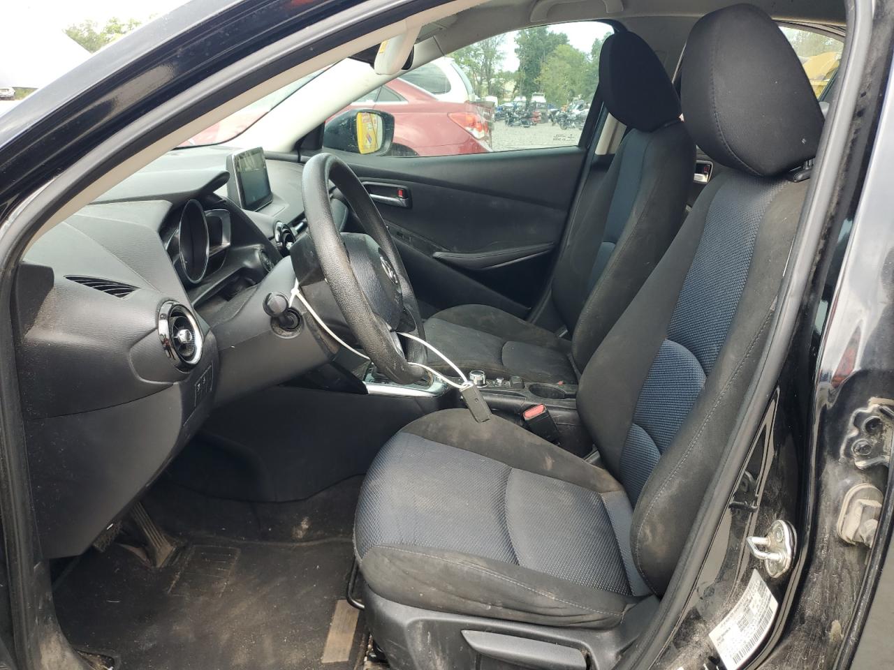 2018 Toyota Yaris Ia VIN: 3MYDLBYV5JY324395 Lot: 70663955