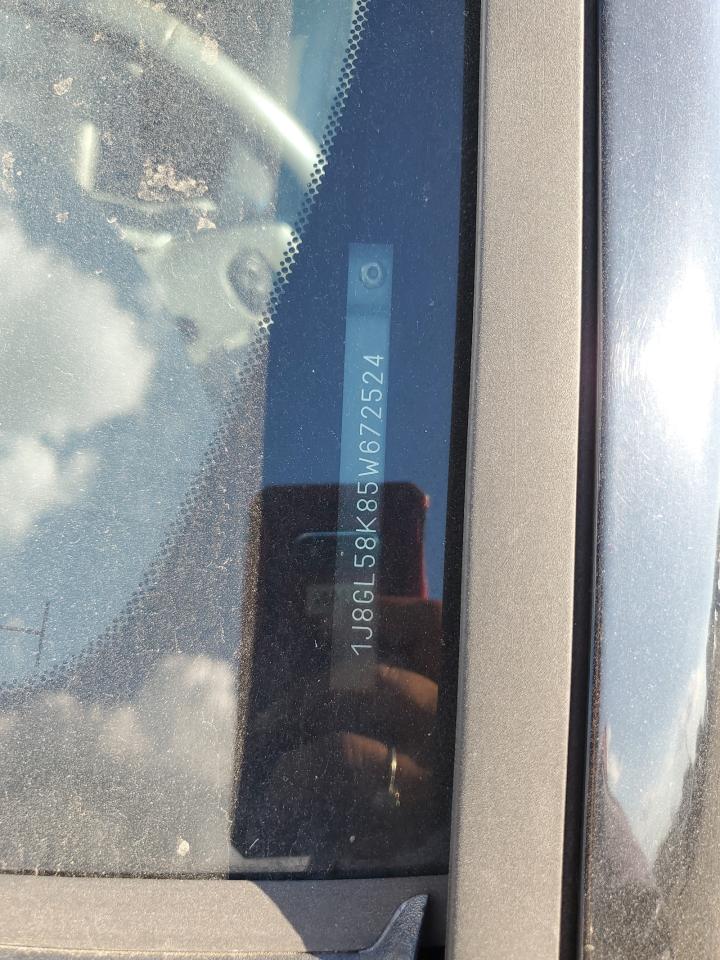 2005 Jeep Liberty Limited VIN: 1J8GL58K85W672524 Lot: 69864245