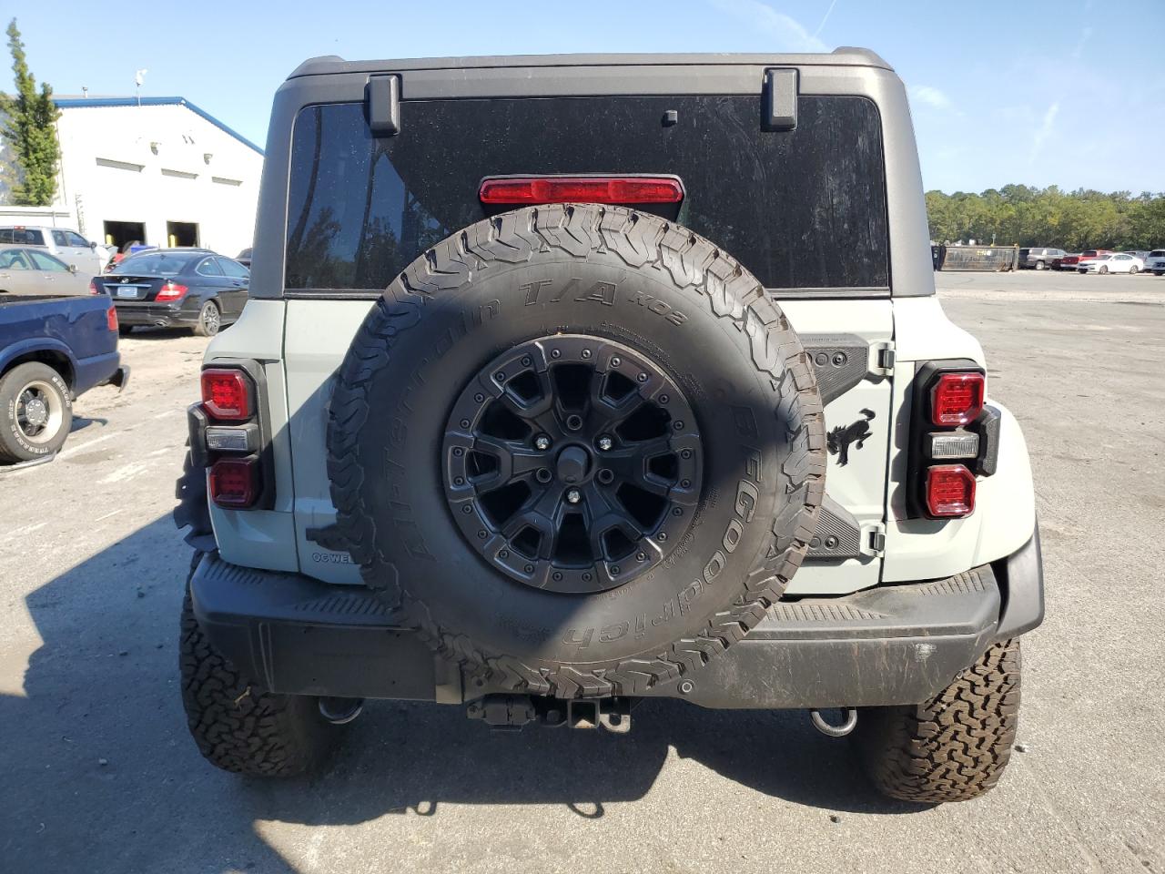 2024 Ford Bronco Raptor VIN: 1FMEE0RR2RLB33438 Lot: 81662115