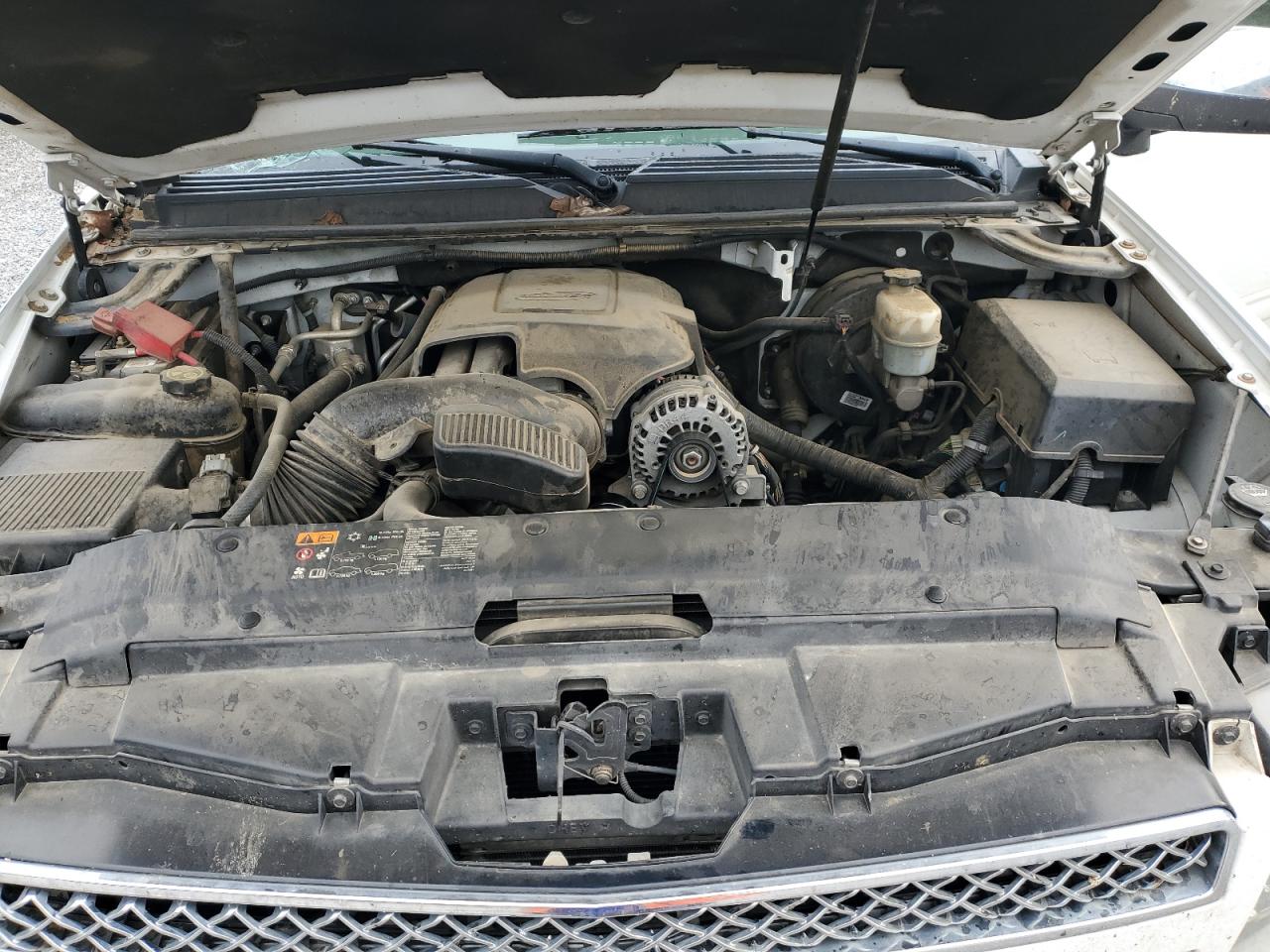 2013 Chevrolet Suburban K1500 Ls VIN: 1GNSKHE71DR145404 Lot: 70816835