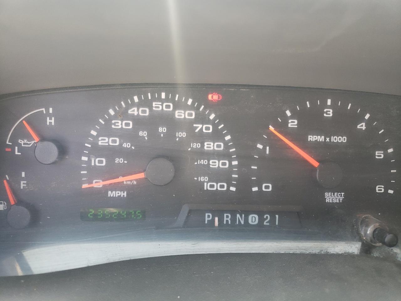 2002 Ford F250 Super Duty VIN: 1FTNF21L12EA25052 Lot: 80529145