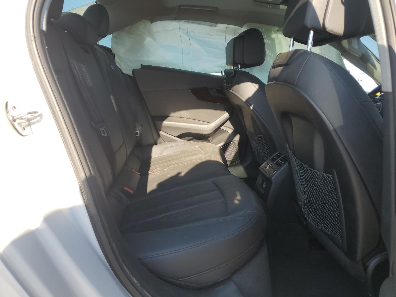 2018 Audi A4 Premium Plus VIN: WAUENAF4XJN019941 Lot: 70866825