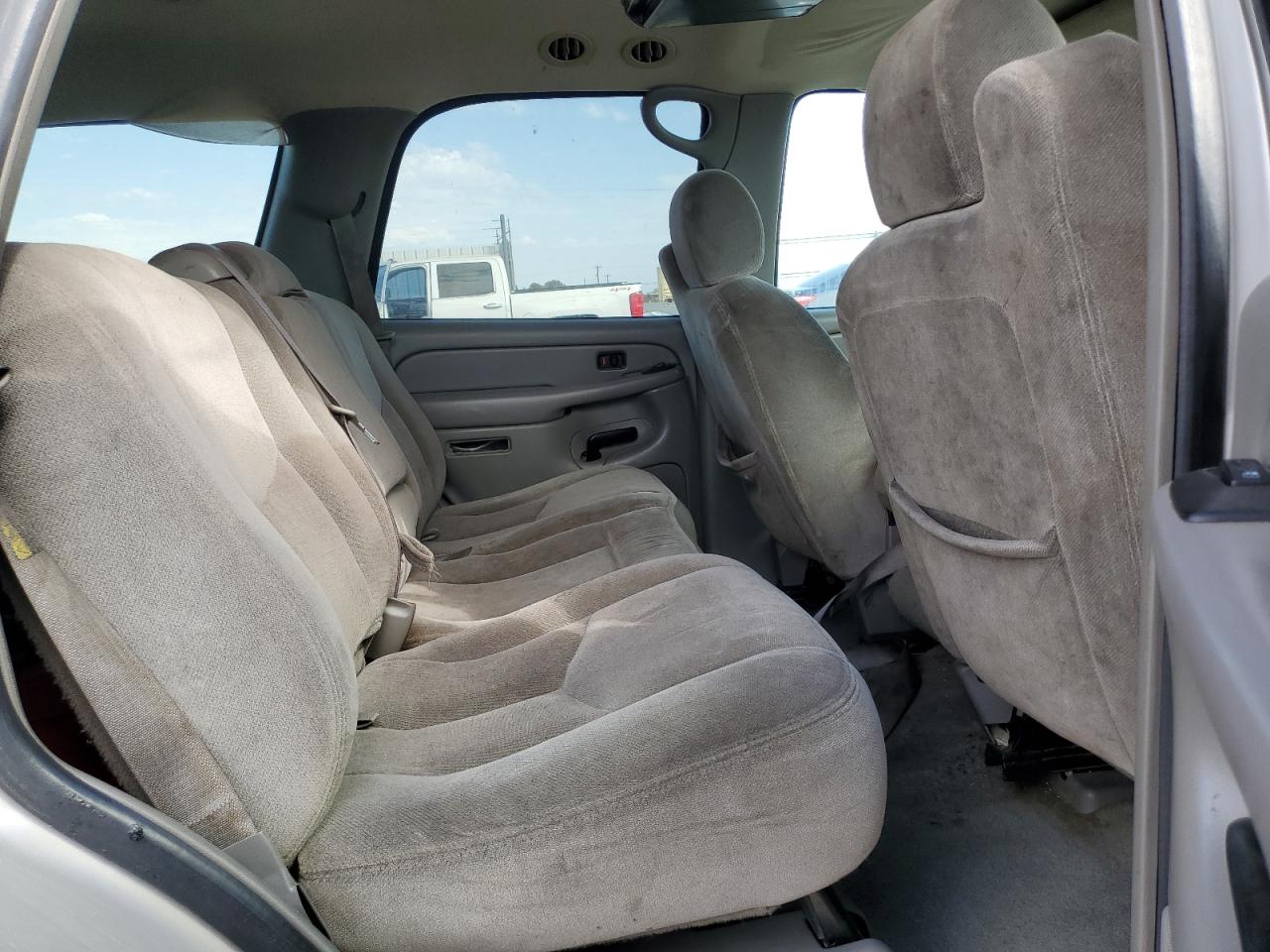 2004 GMC Yukon VIN: 1GKEC13V94J210210 Lot: 81797715