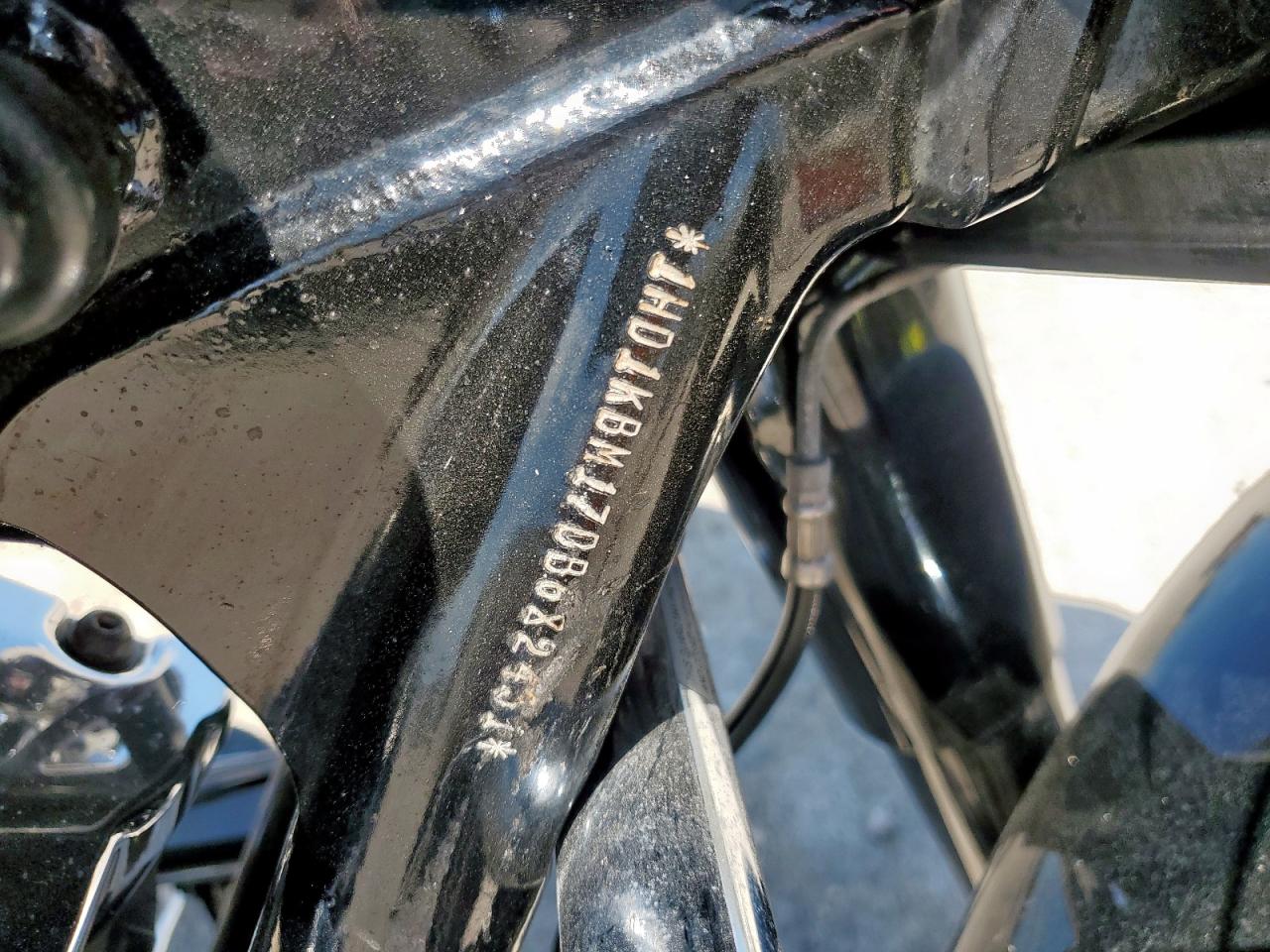 2013 Harley-Davidson Flhx Street Glide VIN: 1HD1KBM17DB682431 Lot: 81871535