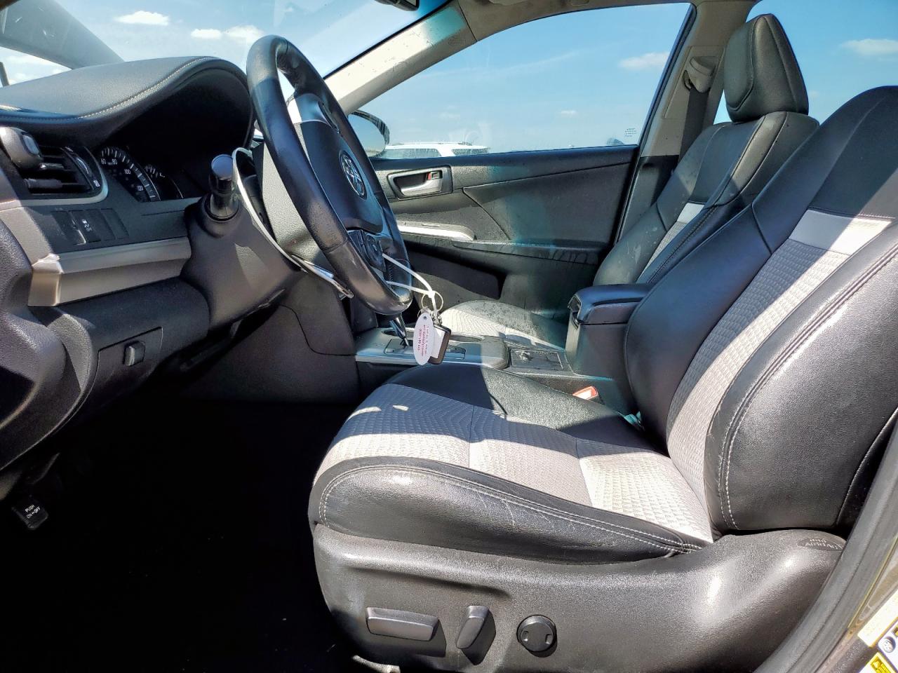 2014 Toyota Camry L VIN: 4T1BF1FK4EU470033 Lot: 81853305