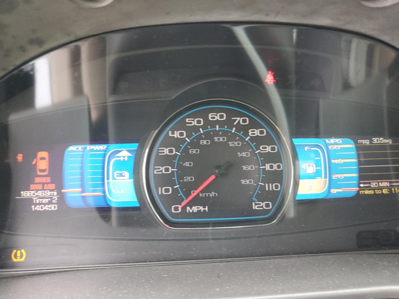 2010 Ford Fusion Hybrid VIN: 3FADP0L31AR305596 Lot: 83835685