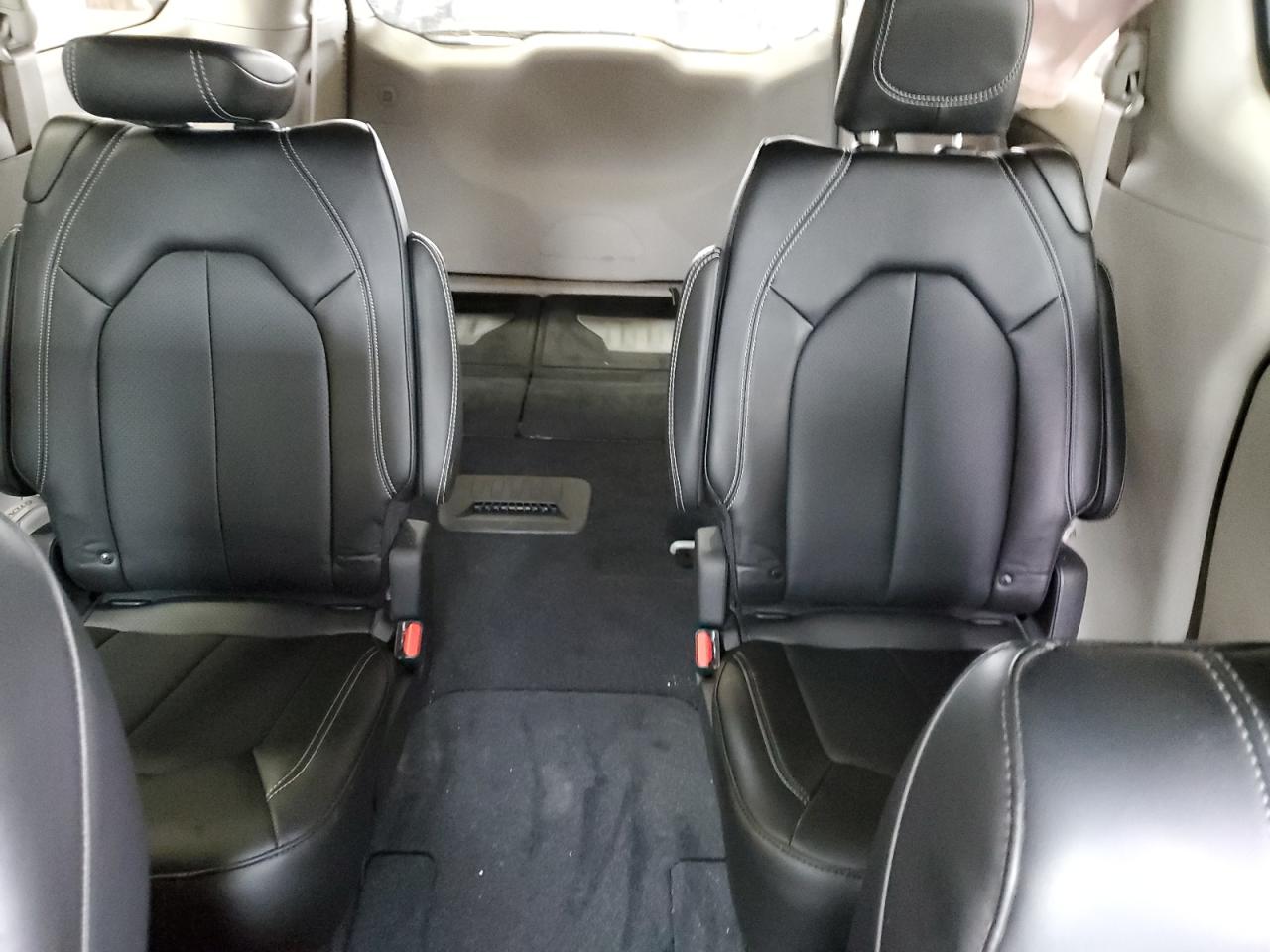 2024 Chrysler Pacifica Touring L VIN: 2C4RC1BG9RR180208 Lot: 83951145