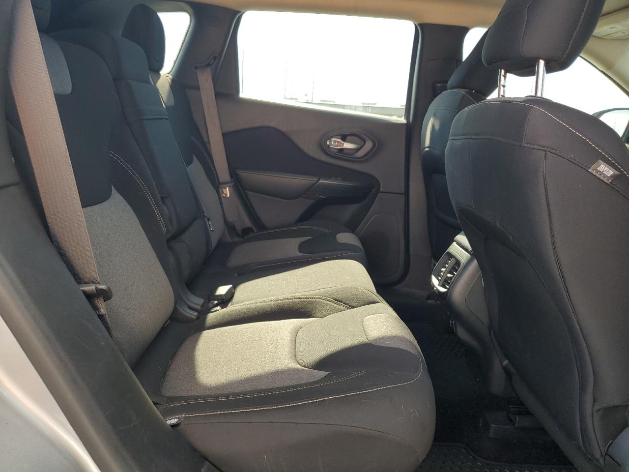 2014 Jeep Cherokee Latitude VIN: 1C4PJMCS3EW291386 Lot: 80882995