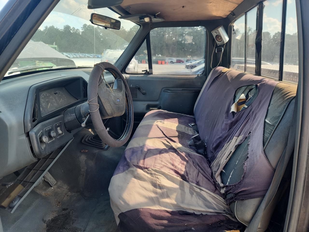 1989 Ford F150 VIN: 1FTEF15Y8KNA26117 Lot: 71691125