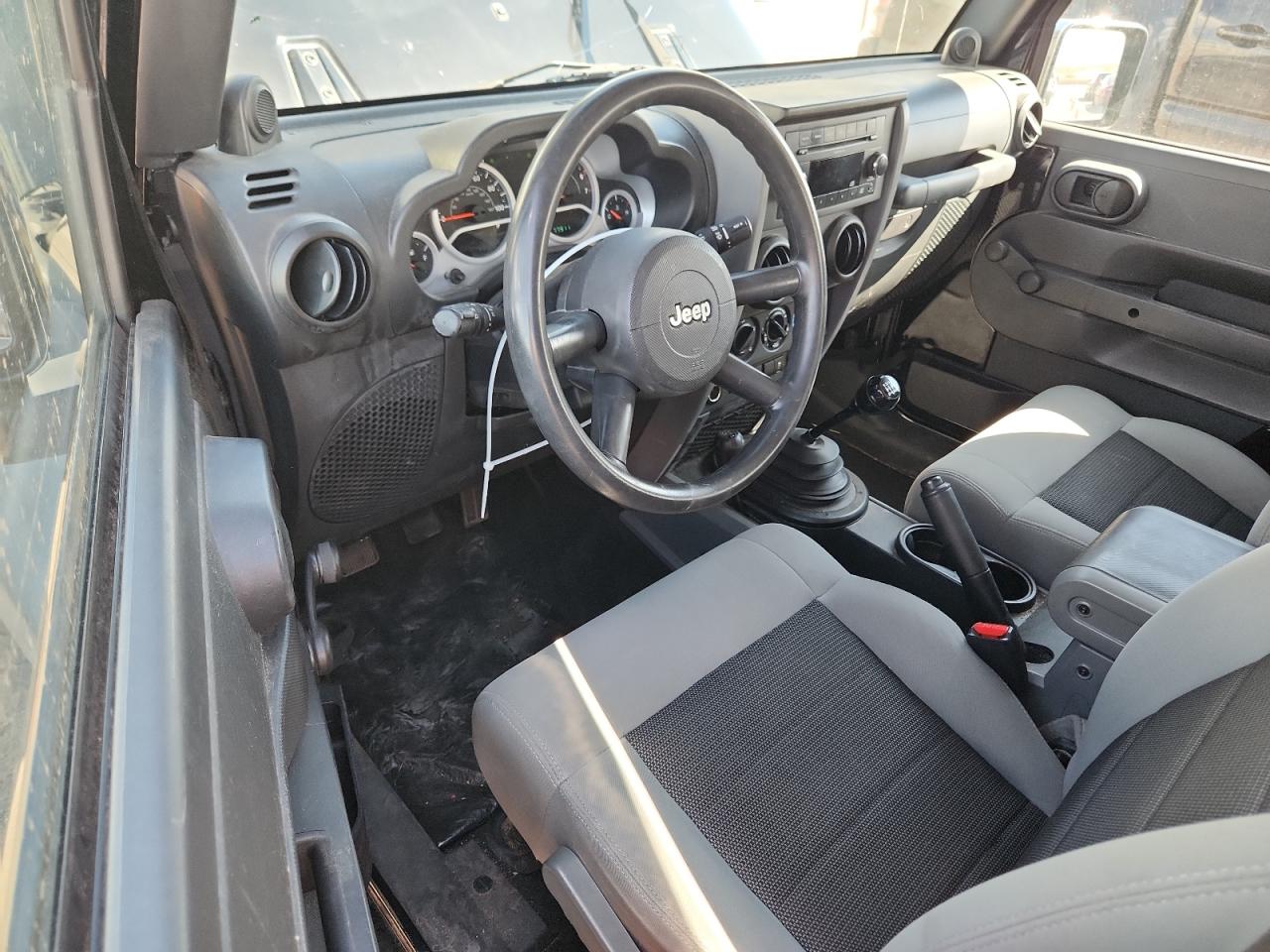 2010 Jeep Wrangler Sport VIN: 1J4AA2D15AL208272 Lot: 80333675