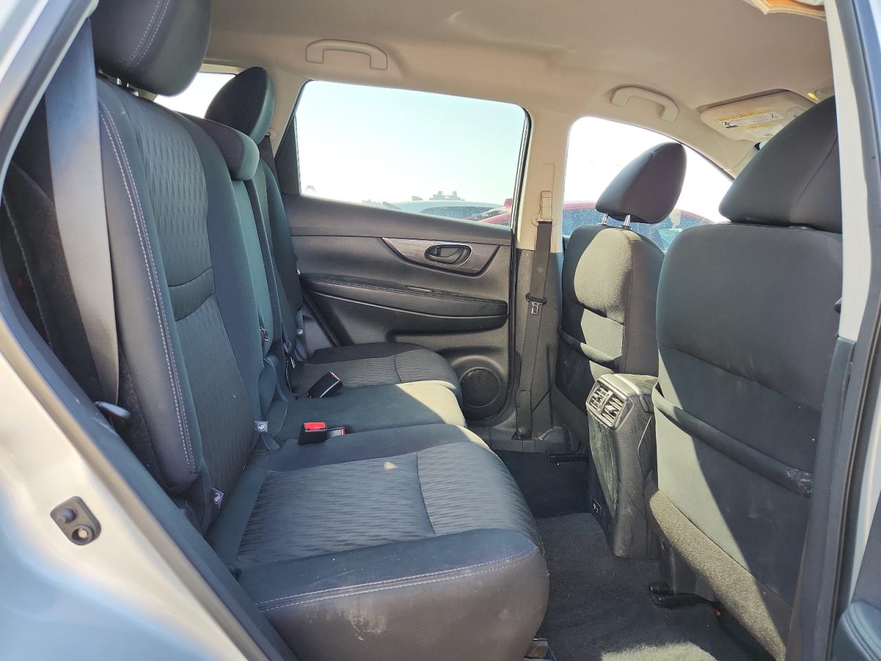 2019 Nissan Rogue S VIN: 5N1AT2MT4KC831848 Lot: 80113795