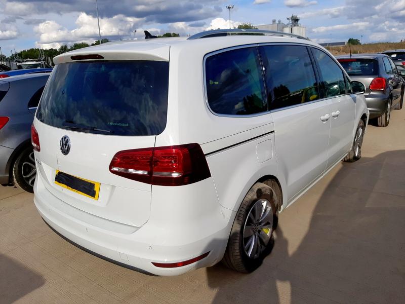 2021 VOLKSWAGEN SHARAN SE NAVIGATION TSI 