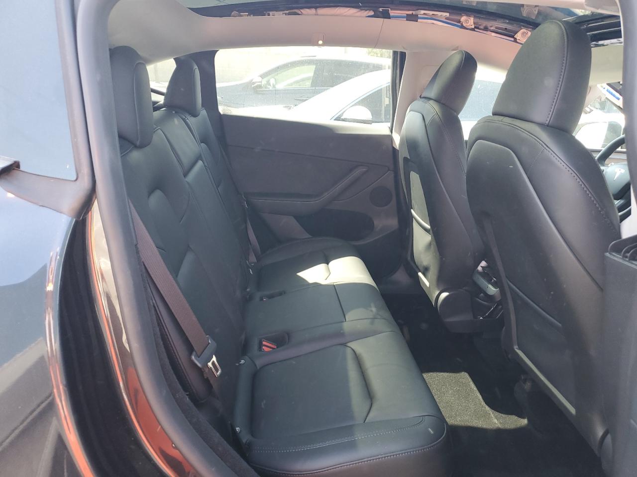 2024 Tesla Model Y VIN: 7SAYGDED1RF092643 Lot: 80813605