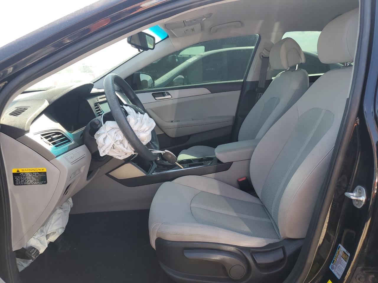 2017 Hyundai Sonata Se VIN: 5NPE24AF5HH500583 Lot: 80717725