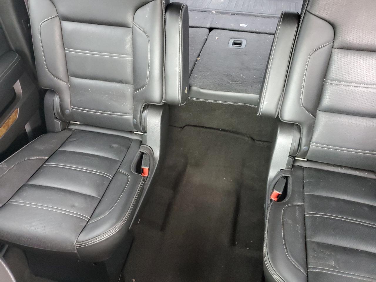 2015 GMC Yukon Xl Denali VIN: 1GKS1JKJ0FR603105 Lot: 84016615