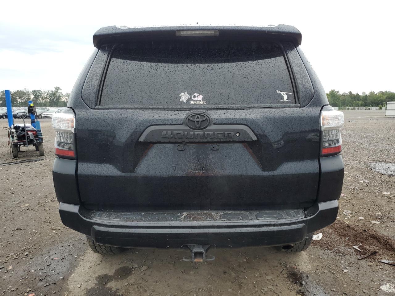 2015 Toyota 4Runner Sr5/Sr5 Premium VIN: JTEBU5JR4F5228775 Lot: 81847595
