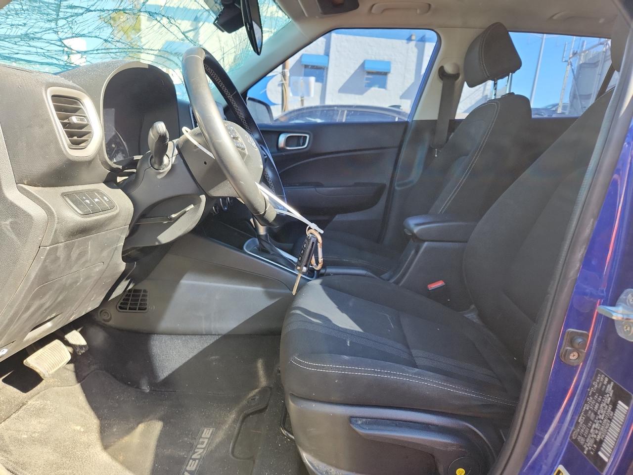 2022 Hyundai Venue Sel VIN: KMHRC8A35NU133645 Lot: 83819725