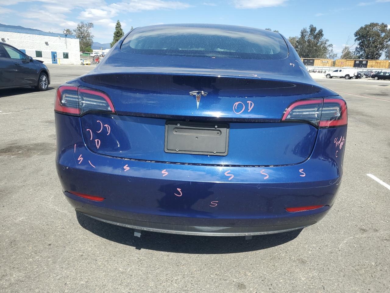 2022 Tesla Model 3 VIN: 5YJ3E1EA4NF185233 Lot: 81076405