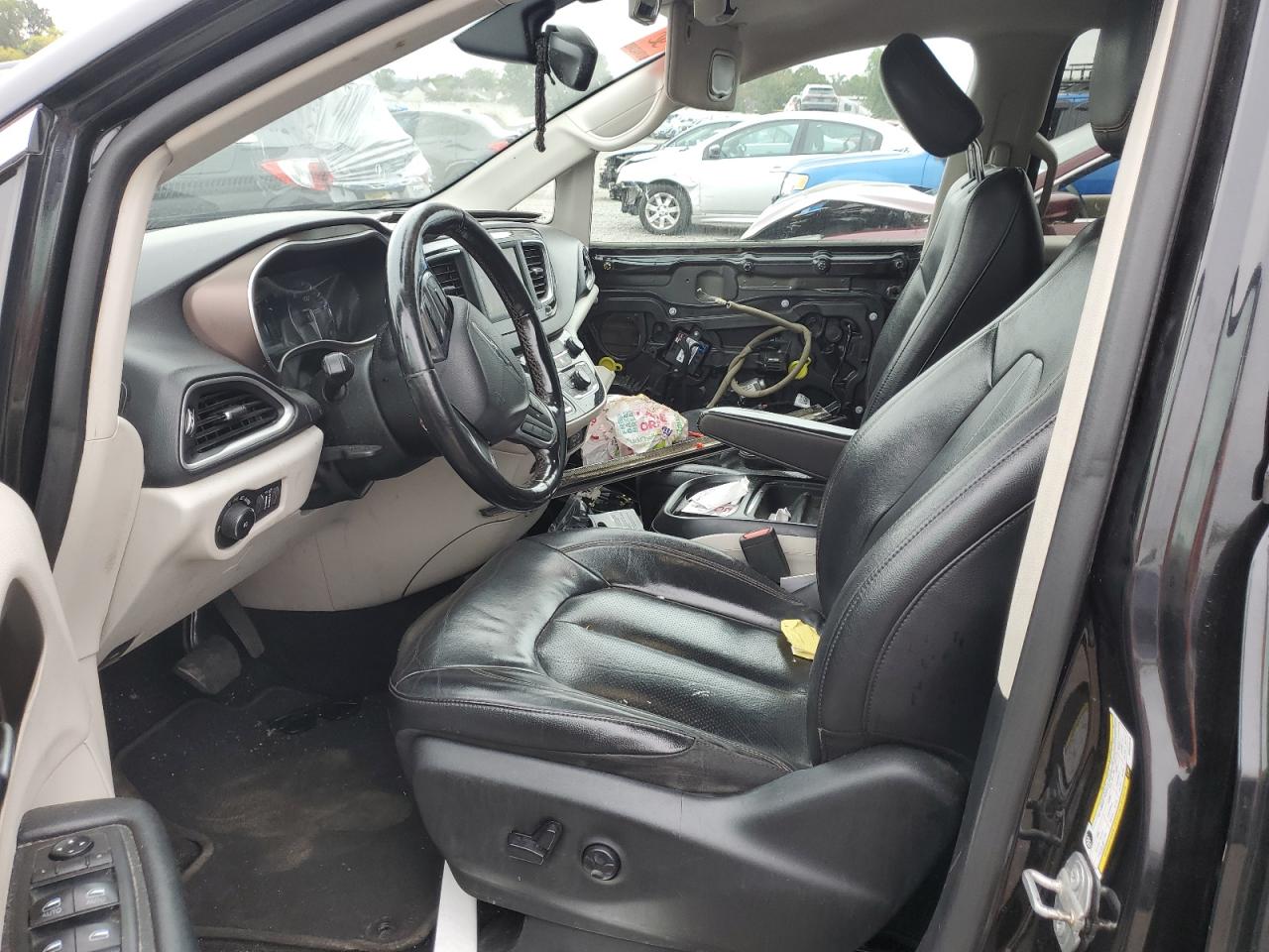 2019 Chrysler Pacifica Touring L VIN: 2C4RC1BG8KR650878 Lot: 80671715