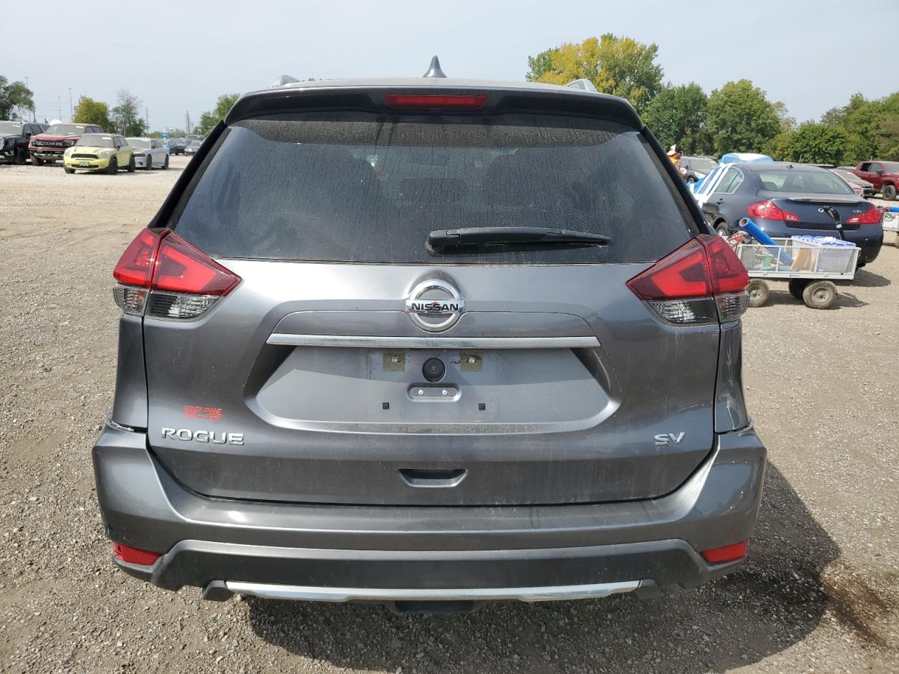 2018 Nissan Rogue S VIN: KNMAT2MT8JP526025 Lot: 84410515