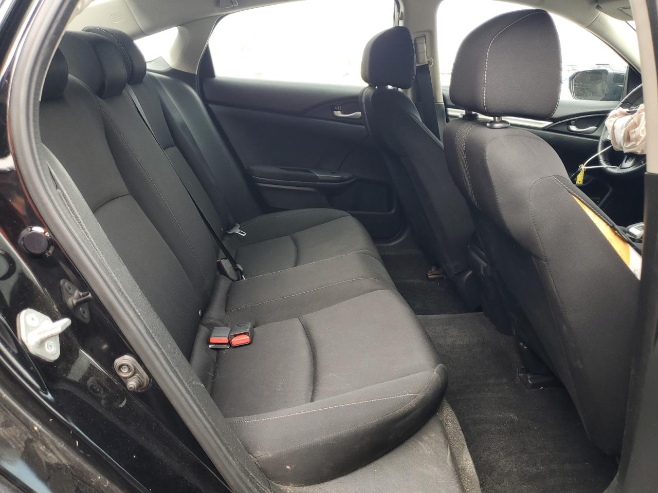 2018 Honda Civic Lx VIN: 2HGFC2F51JH607877 Lot: 80151685