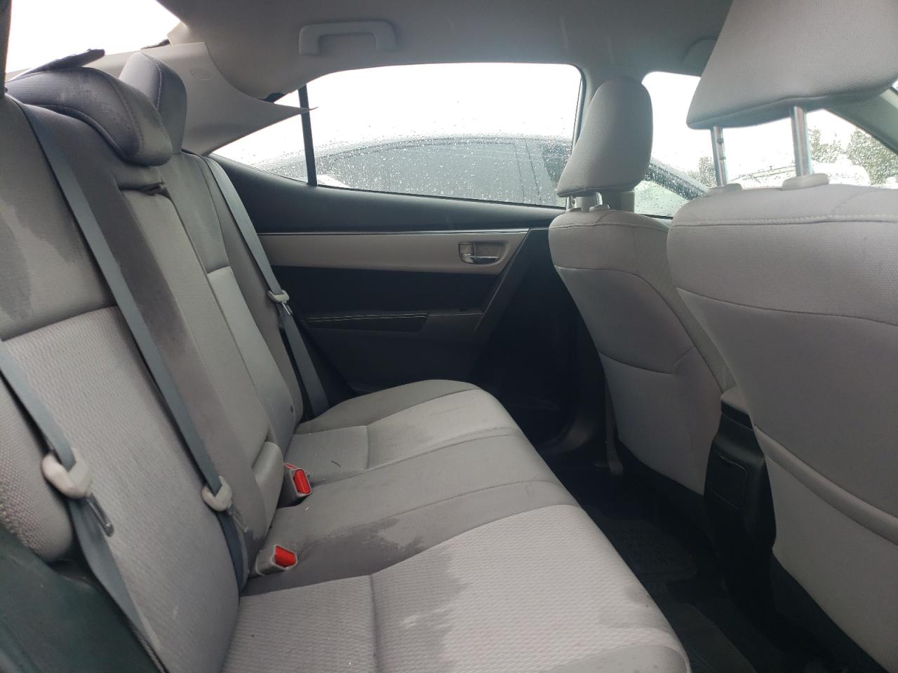 2015 Toyota Corolla L VIN: 5YFBURHE0FP193511 Lot: 84369965