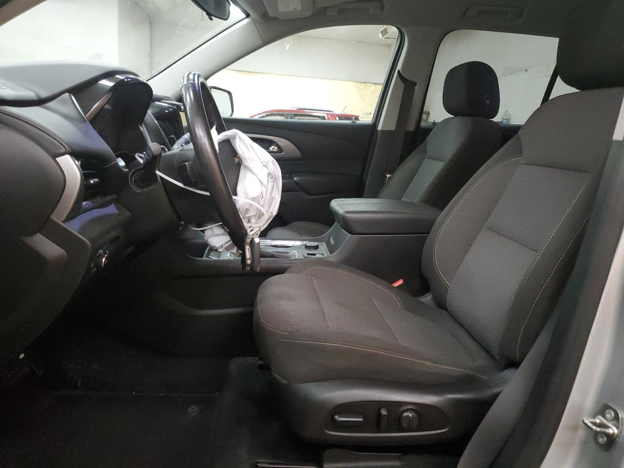 2018 Chevrolet Traverse Lt VIN: 1GNEVGKW8JJ180834 Lot: 80320595