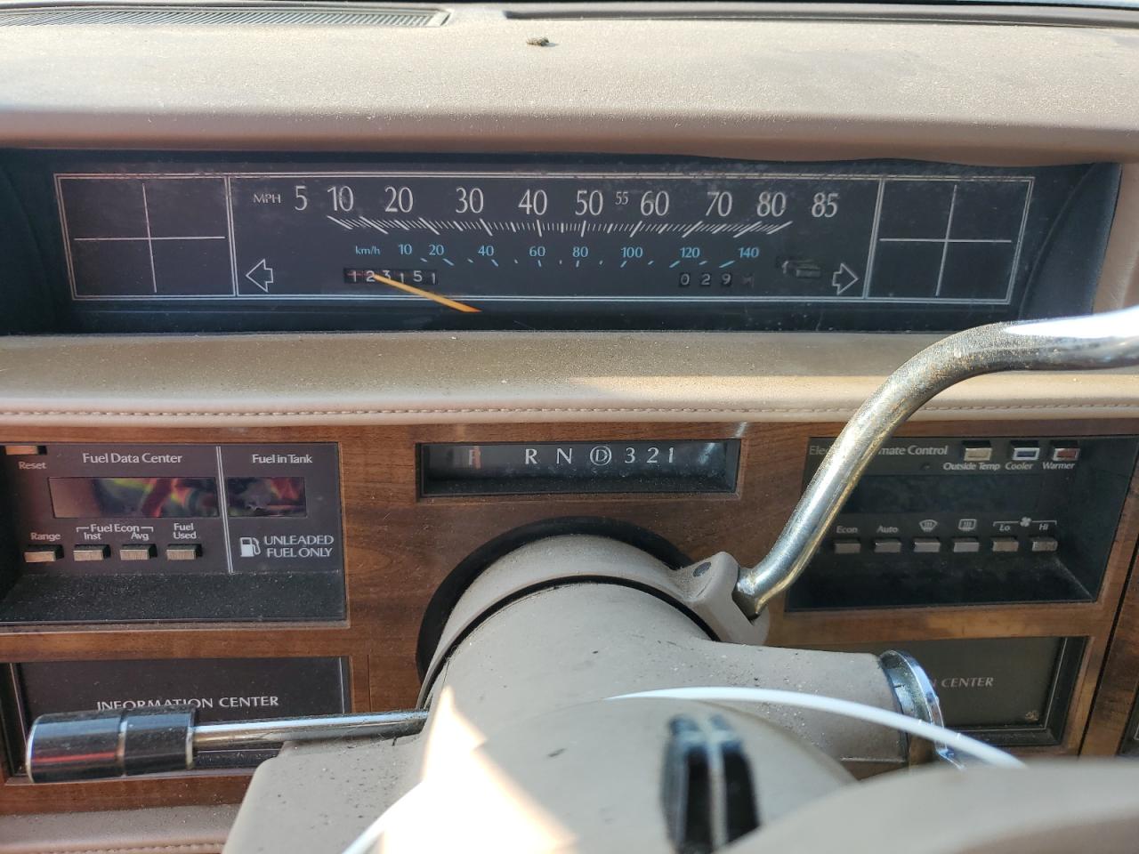 1988 Cadillac Deville VIN: 1G6CD5158J4337280 Lot: 81065025