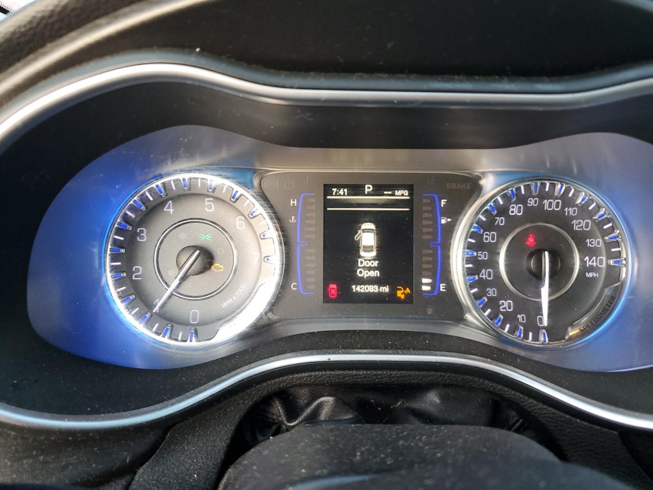 2015 Chrysler 200 Limited VIN: 1C3CCCAB2FN730174 Lot: 80443395