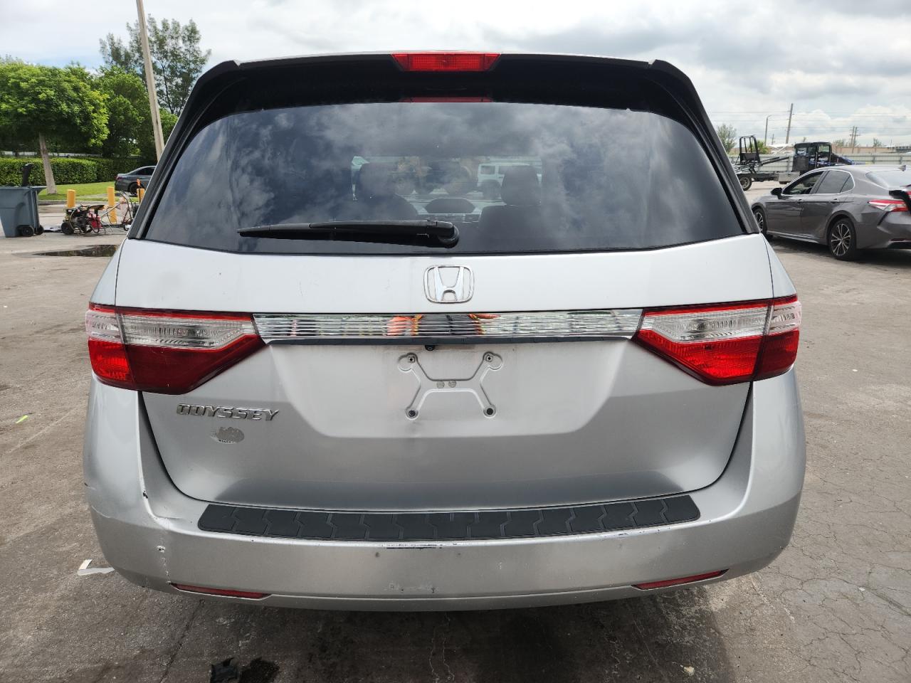2013 Honda Odyssey Lx VIN: 5FNRL5H28DB065414 Lot: 71260435