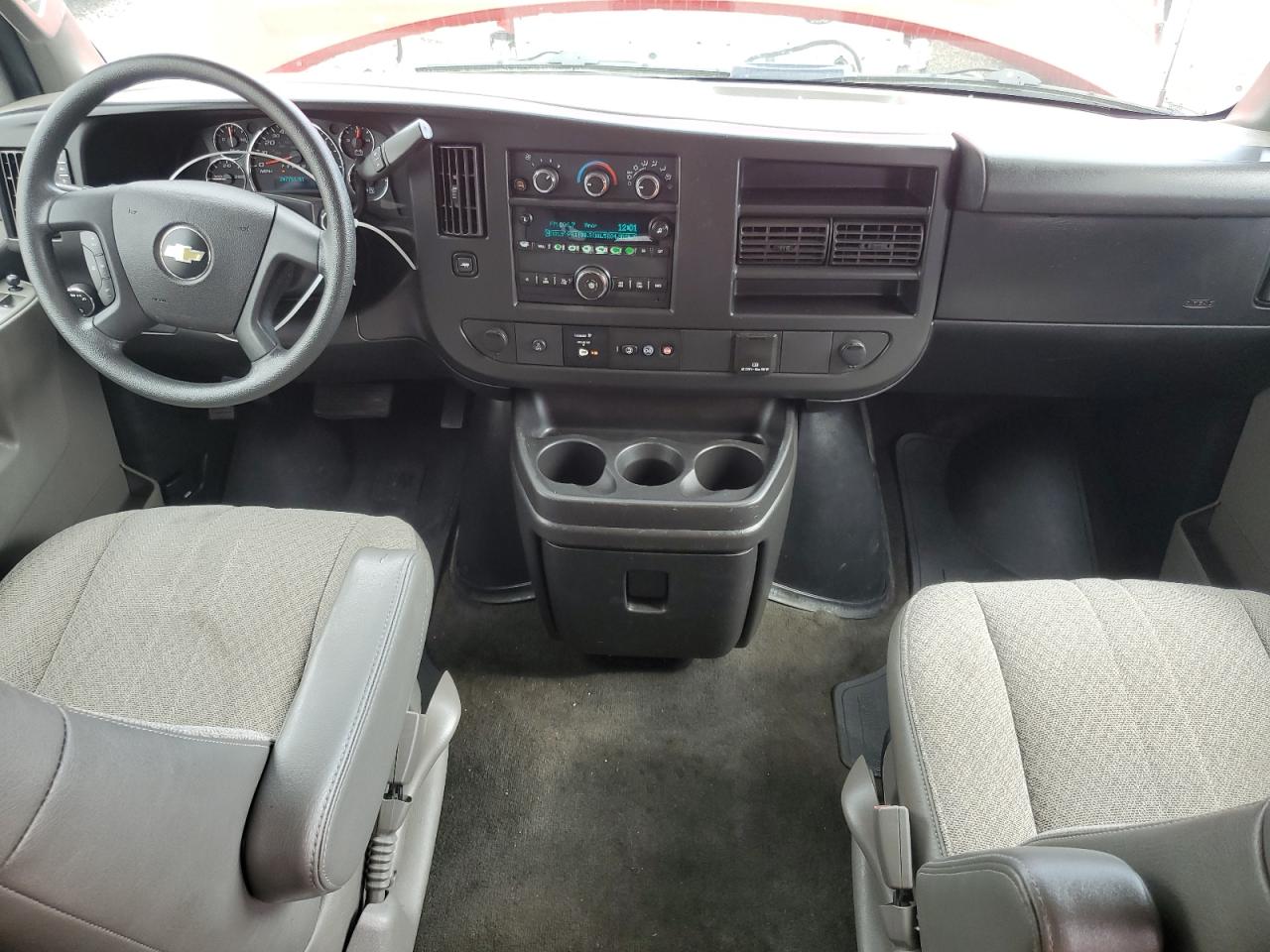 2018 Chevrolet Express G3500 Lt VIN: 1GAZGPFG8J1336841 Lot: 81023605