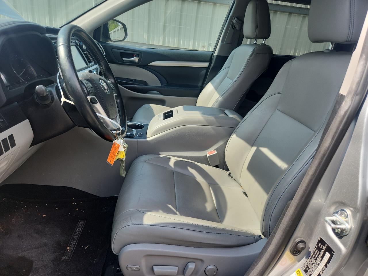 2017 Toyota Highlander Se VIN: 5TDKZRFH2HS226419 Lot: 81581245