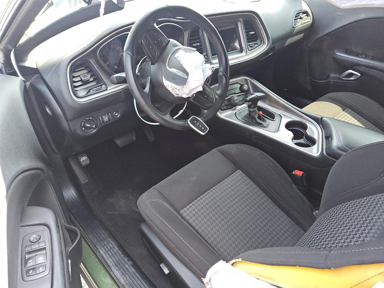 2022 Dodge Challenger Sxt VIN: 2C3CDZAG8NH140046 Lot: 70279595
