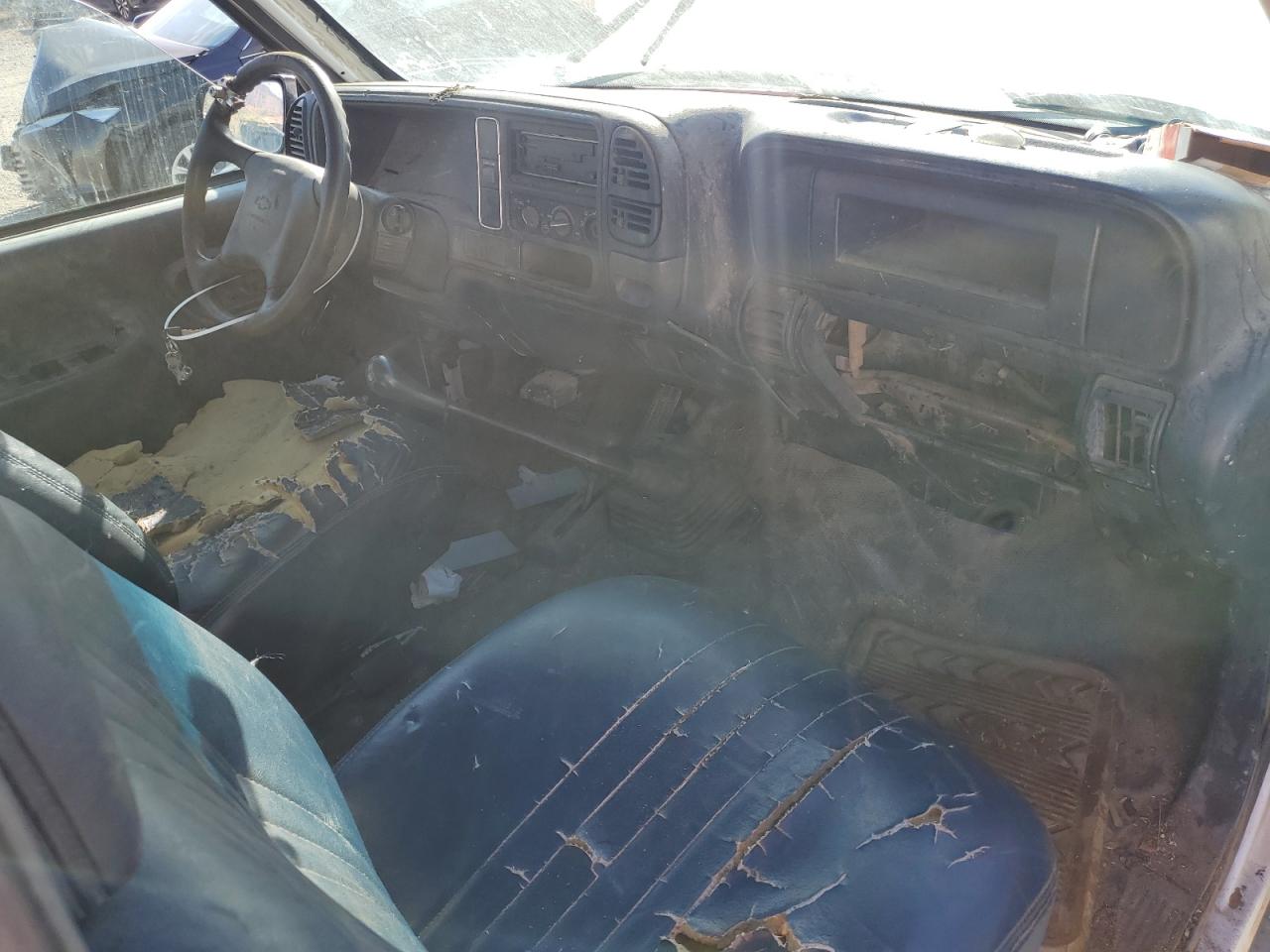 2000 Chevrolet Gmt-400 K3500 VIN: 1GCHK34R4YR176368 Lot: 81799805