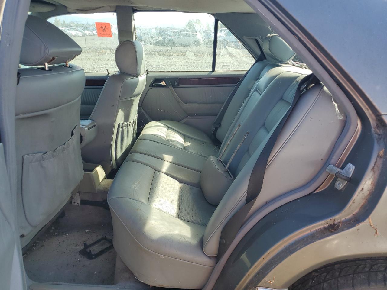 1994 Mercedes-Benz E 420 VIN: WDBEA34E8RC018072 Lot: 80380515