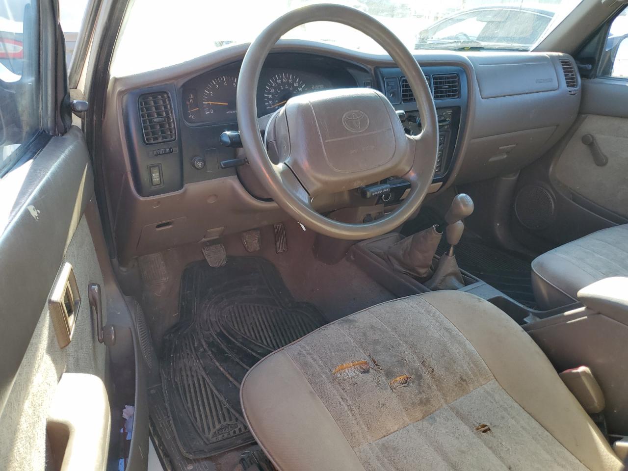 2000 Toyota Tacoma Xtracab VIN: 4TAWM72N5YZ626730 Lot: 81287955