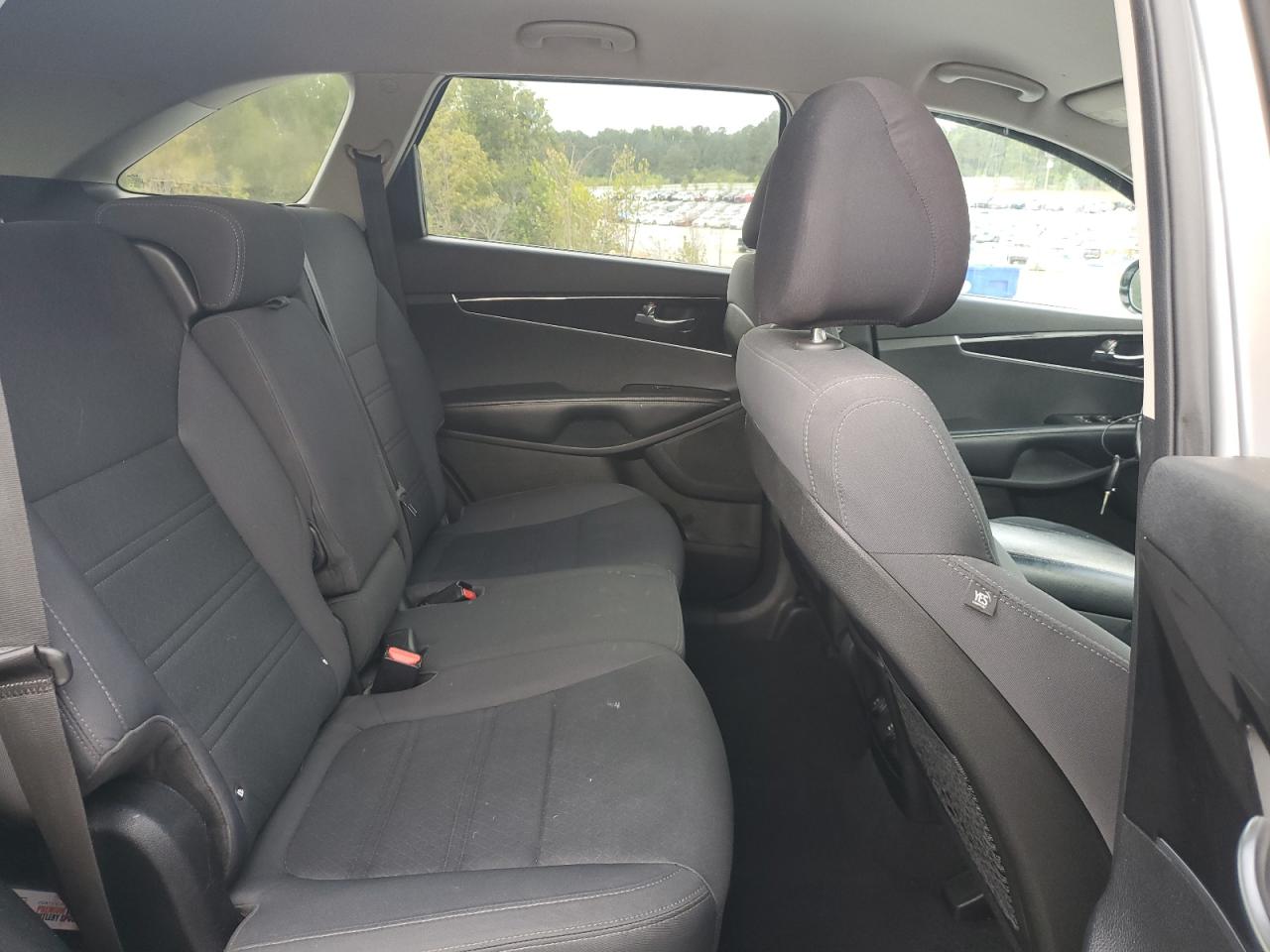 2016 Kia Sorento Lx VIN: 5XYPG4A35GG046874 Lot: 81875825