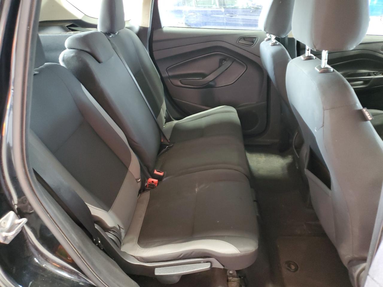 2014 Ford Escape S VIN: 1FMCU0F7XEUA98827 Lot: 81345775