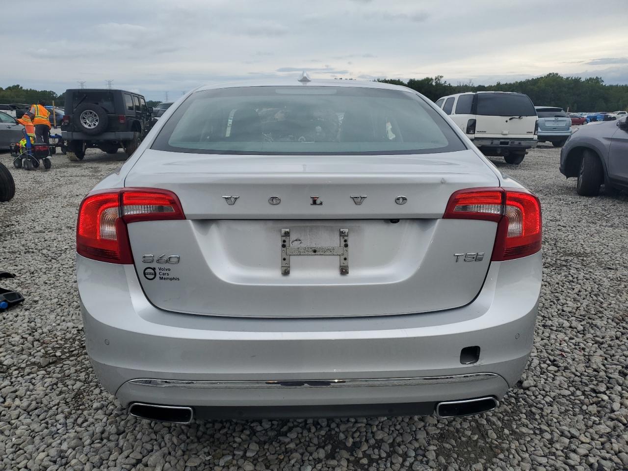 2017 Volvo S60 Premier VIN: LYV402HK0HB143886 Lot: 81812245