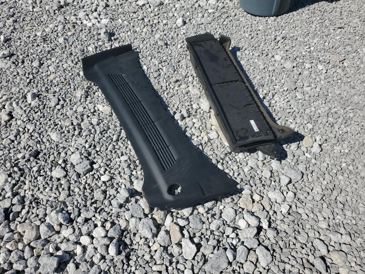 2023 Tesla Model Y VIN: 7SAYGDEE5PF758179 Lot: 84235565