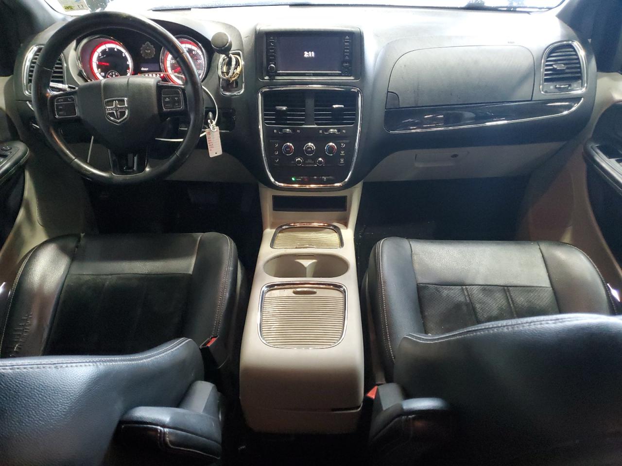 2017 Dodge Grand Caravan Sxt VIN: 2C4RDGCG5HR690035 Lot: 82156725