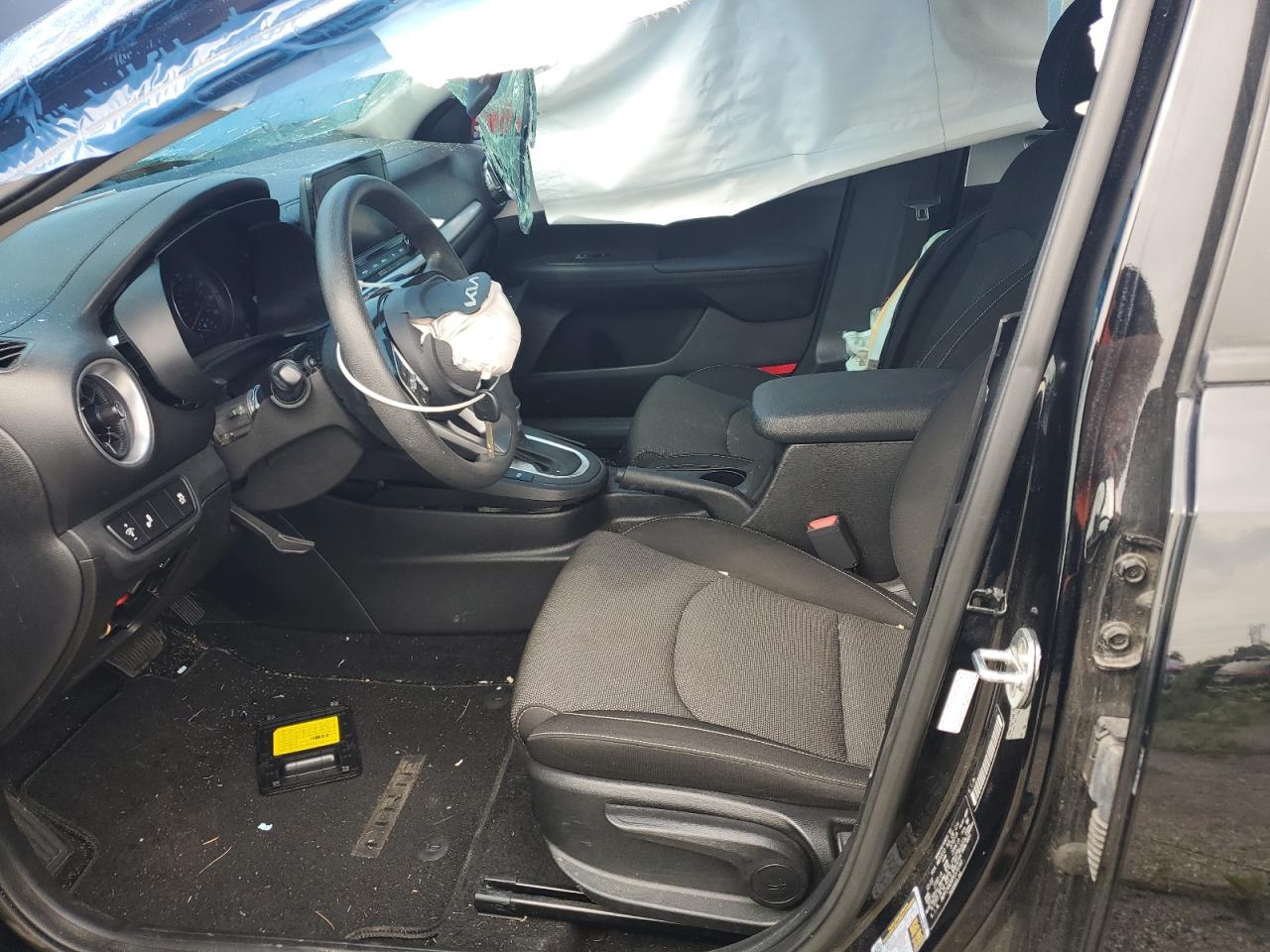 2023 Kia Forte Lx VIN: 3KPF24AD8PE576160 Lot: 70536595