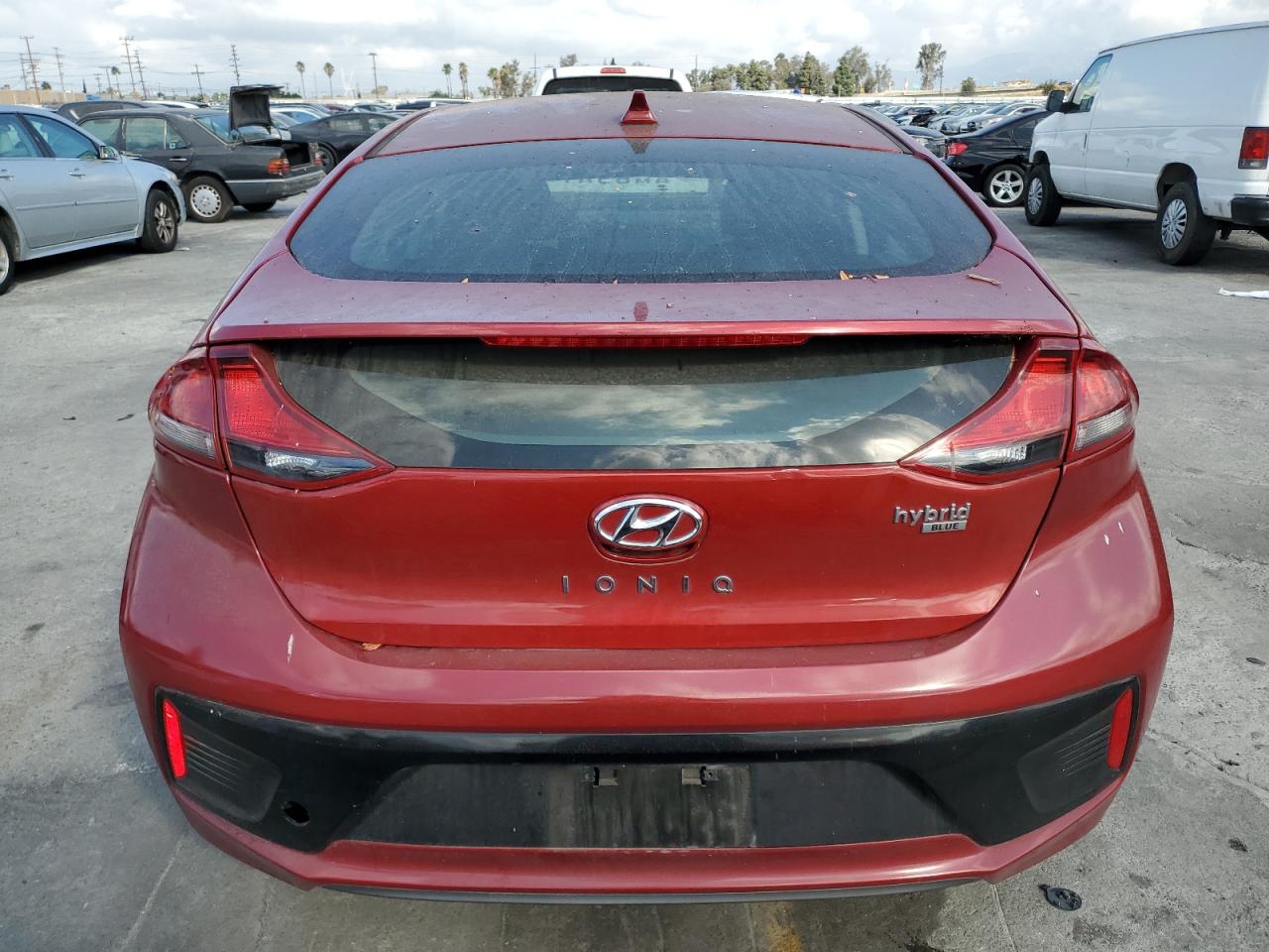 2019 Hyundai Ioniq Blue VIN: KMHC65LC1KU128009 Lot: 69150275
