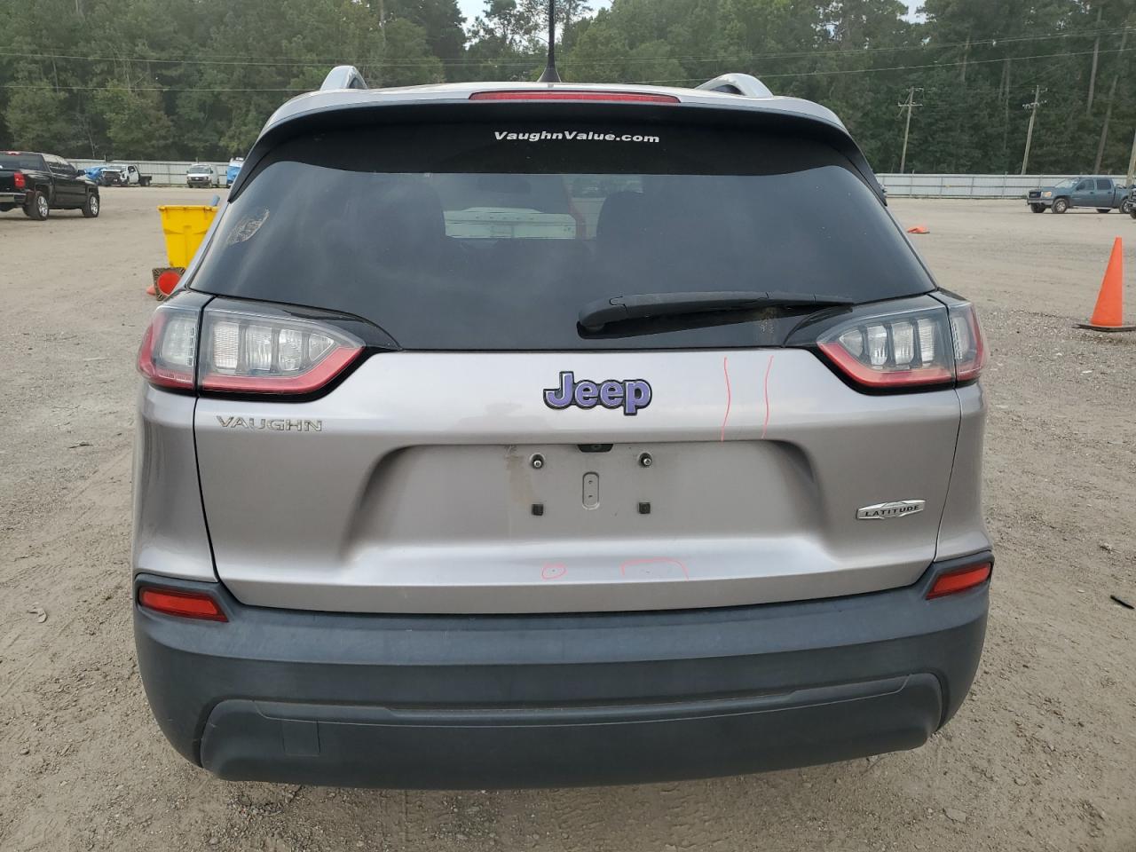 2019 Jeep Cherokee Latitude Plus VIN: 1C4PJLLB6KD132508 Lot: 71240845
