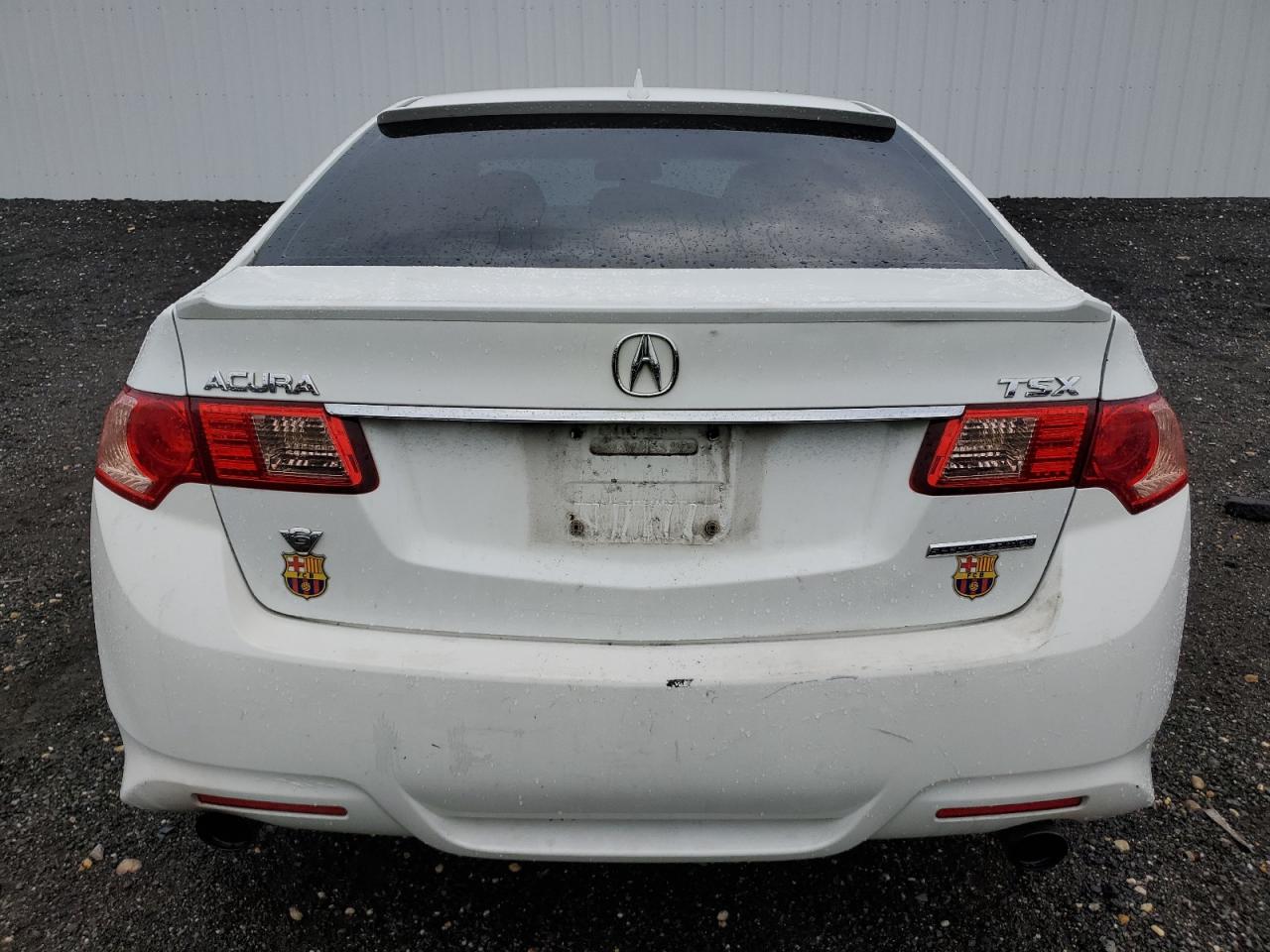 Фото: JH4CU2F83CC006015