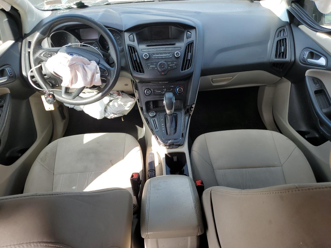 2017 Ford Focus Se VIN: 1FADP3F29HL276006 Lot: 84211445