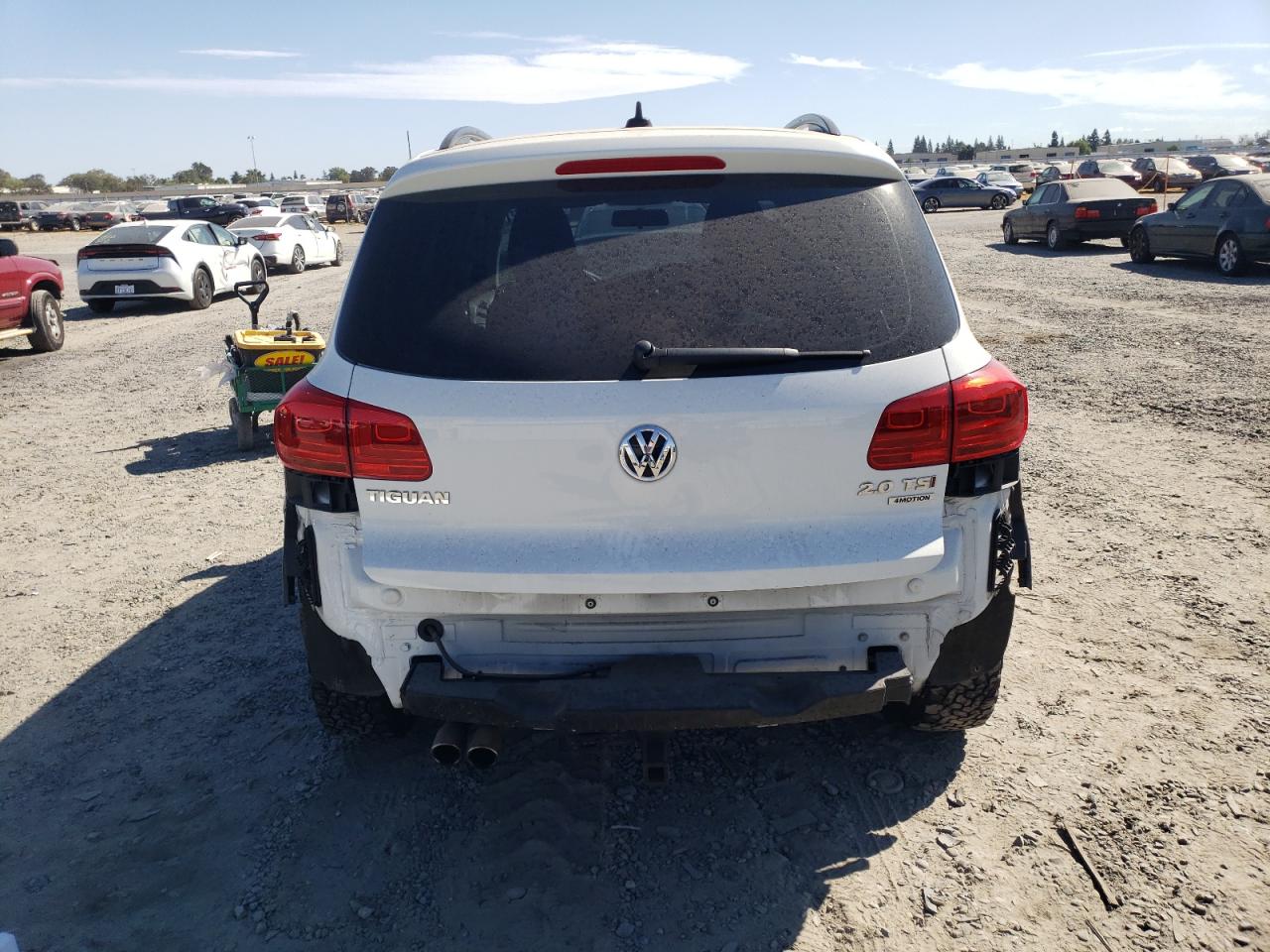 2015 Volkswagen Tiguan S VIN: WVGBV7AX7FW566835 Lot: 71472415