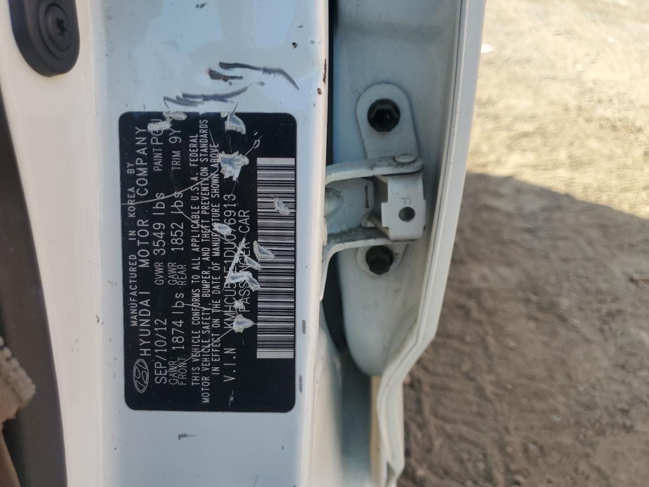 2013 Hyundai Accent Gls VIN: KMHCU5AE1DU076913 Lot: 84831475